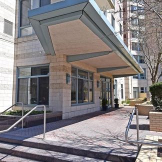 Exterior of an apartment building in Arlington, Virginia